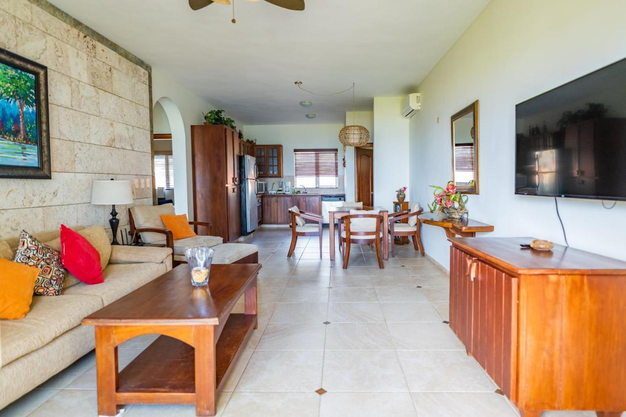 Agualina Kite Hotel Oceanfront Apartments Cabarete Bagian luar foto