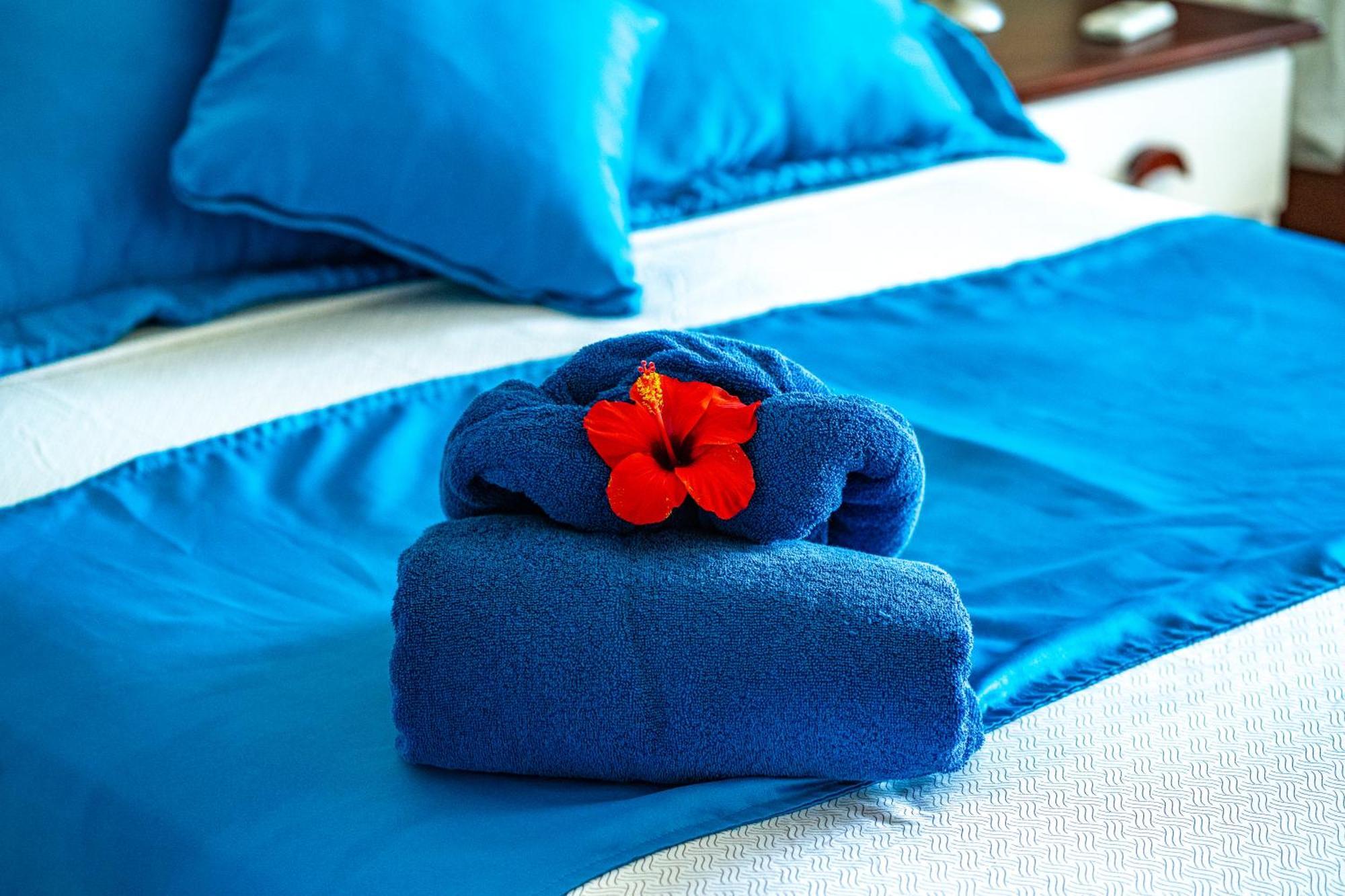 Agualina Kite Hotel Oceanfront Apartments Cabarete Bagian luar foto