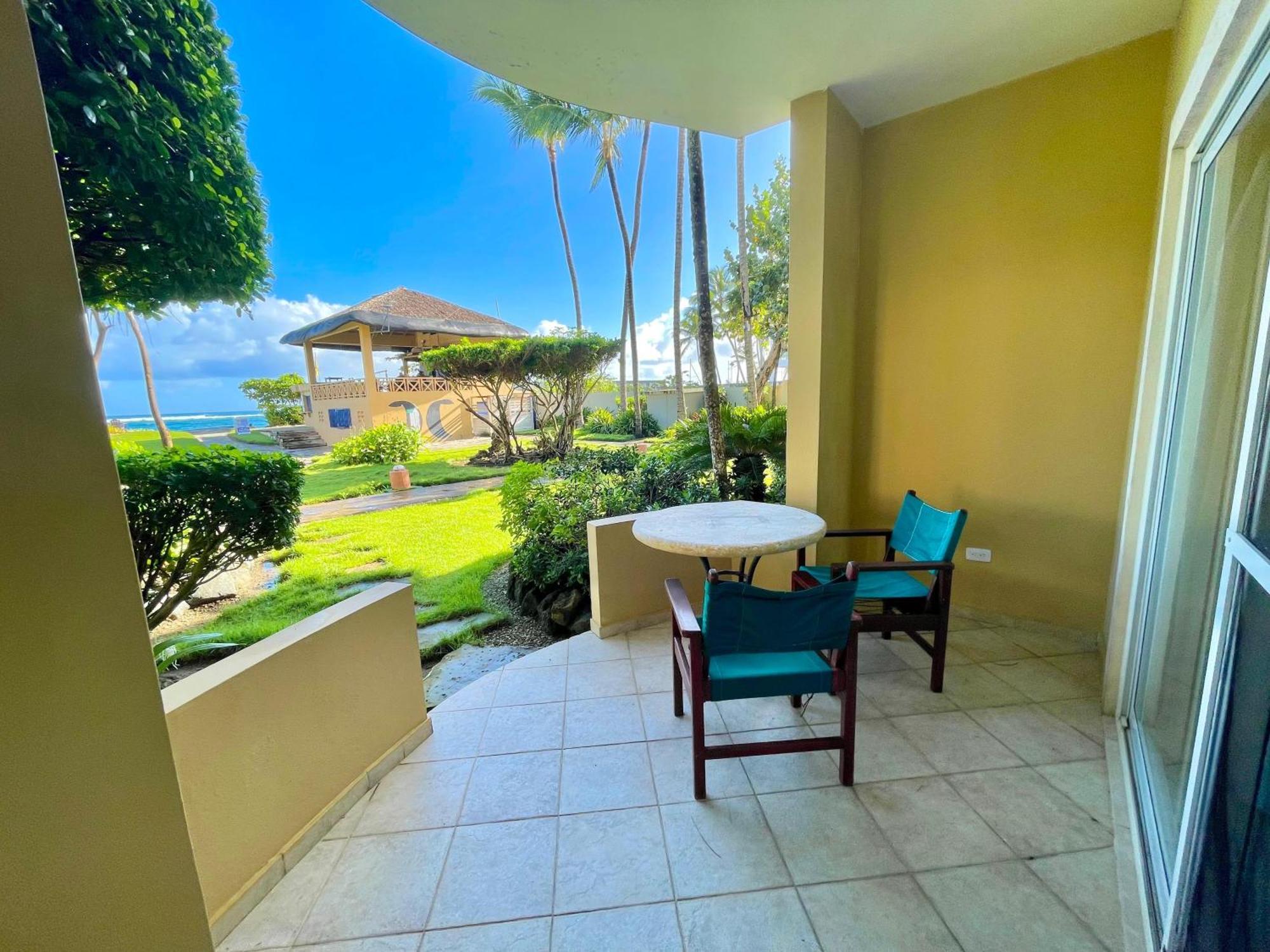 Agualina Kite Hotel Oceanfront Apartments Cabarete Bagian luar foto